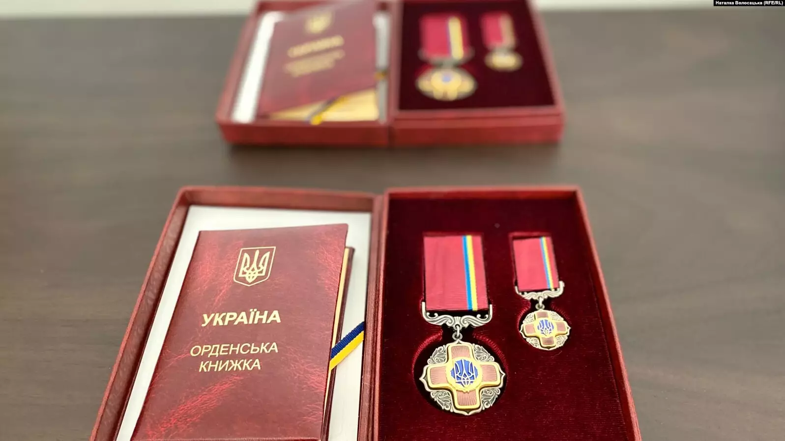 Володимир Зеленський відзначив орденом двох журналістів з Польщі