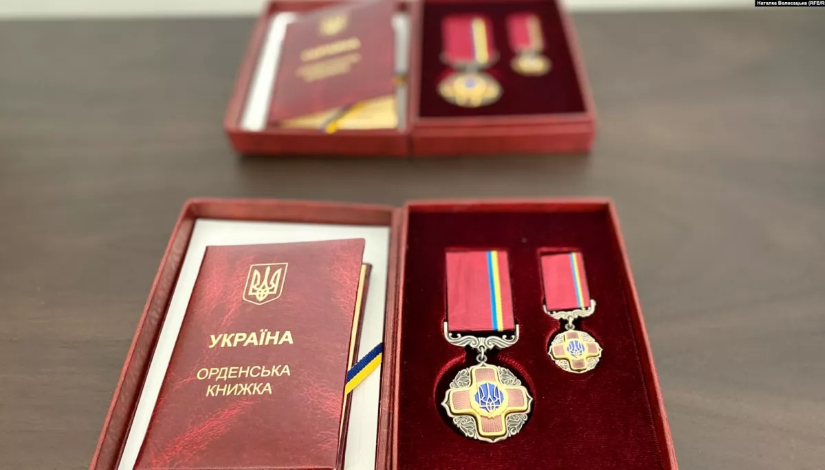 Володимир Зеленський відзначив орденом двох журналістів з Польщі