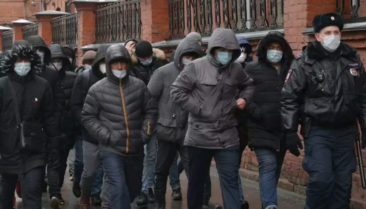 Росія вербує найманців у прикордонному порядку: дайджест пропаганди за 6-7 грудня 2023 року