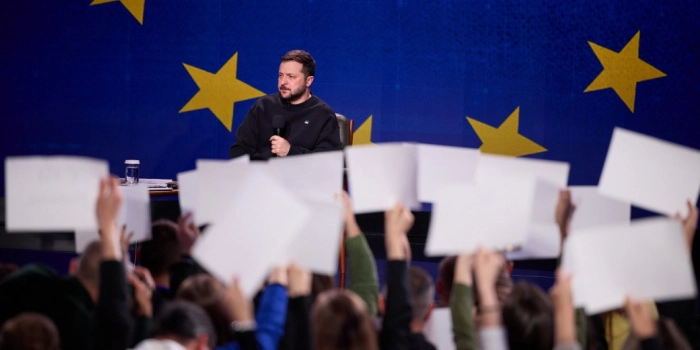 32 медіа поставили запитання Зеленському на пресконференції. Прориву у відносинах не сталося