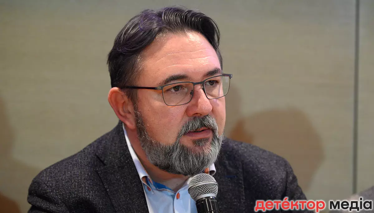 Микита Потураєв: Традиційні медіа не мають знижувати свої стандарти до рівня соціальних мереж
