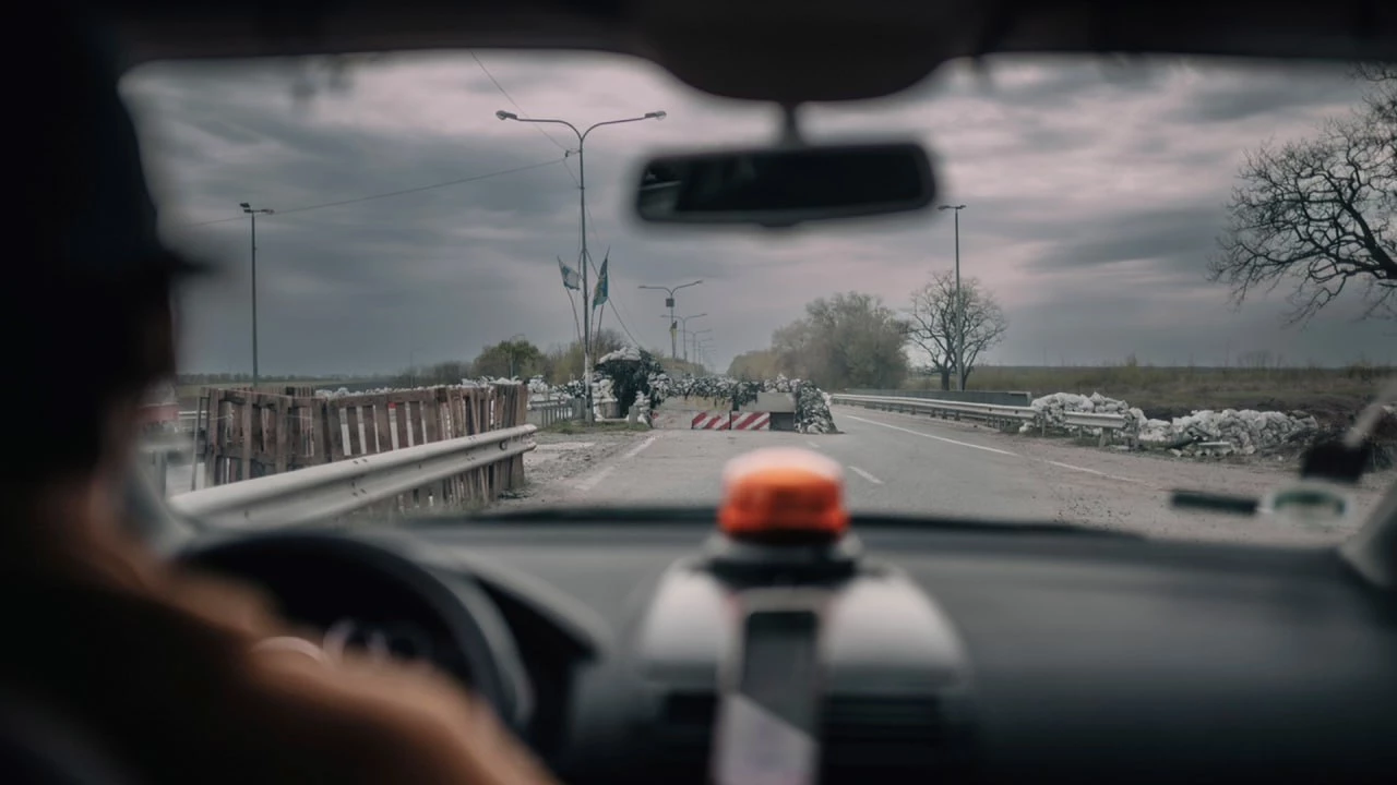 Документальний фільм &laquo;Звідки куди&raquo; про евакуацію українських біженців потрапив до шортлиста &laquo;Оскара-2024&raquo;