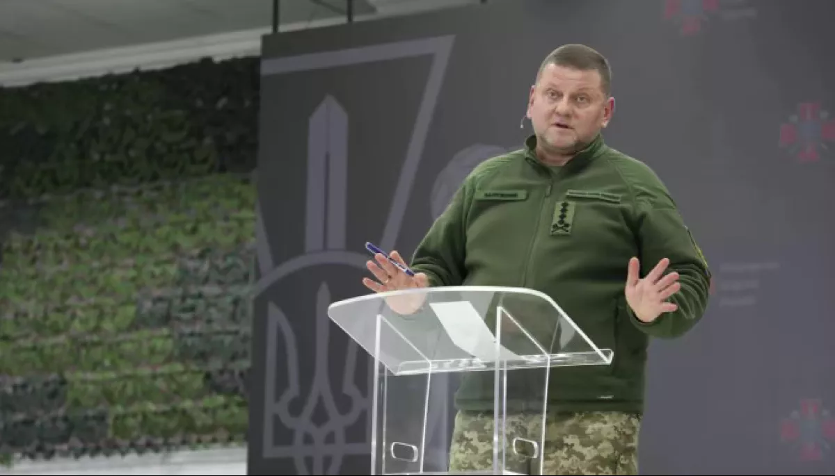 Головнокомандувач Залужний провів першу за час великої війни пресконференцію: головні тези