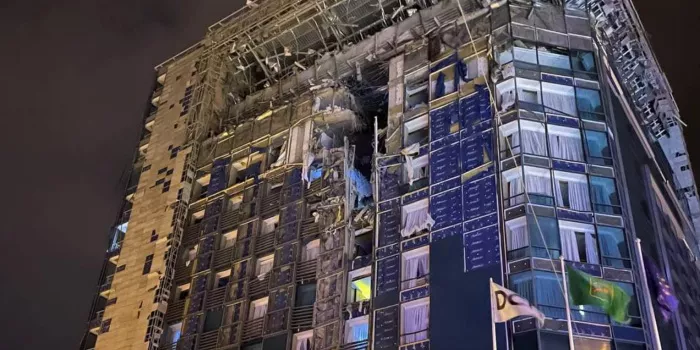 Внаслідок масованого обстрілу в Харкові постраждав консультант іноземного медіа