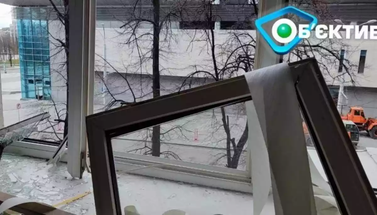 У Харкові внаслідок ракетної атаки 30 грудня пошкодений ньюзрум медіагрупи «Об’єктив»