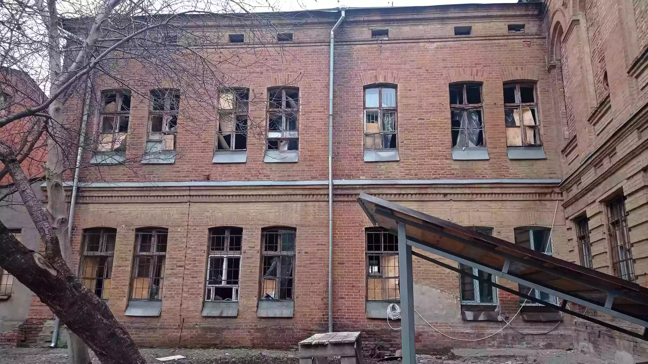 У Харкові внаслідок російського удару пошкоджено Будинок радіо. Там розміщений офіс &laquo;Суспільне Харків&raquo; та &laquo;Українського радіо Харків&raquo;