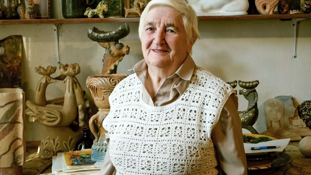 Померла відома художниця Оксана Грудзинська — авторка панно на станції київського метро «Хрещатик»
