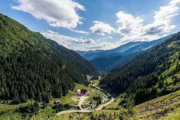Буковель — не тільки лижі та засніжені схили