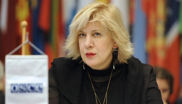 Українські діти, розлучені з батьками та незаконно вивезені до РФ, не можуть усиновлюватися російськими сім'ями, &mdash; комісар Ради Європи