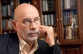 Росія оголосила в розшук Бориса Акуніна, який виїхав до Англії на початку російсько-української війни у 2014 році