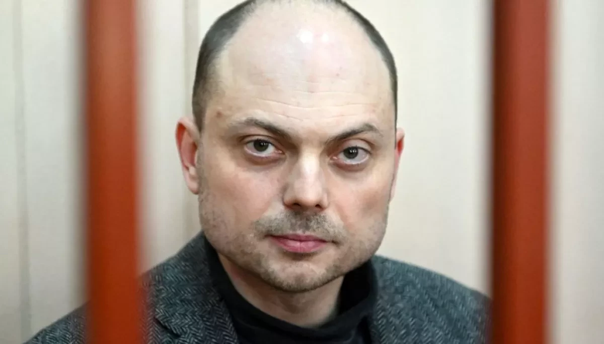 Євросоюз запровадив санкції проти чотирьох росіян, причетних до цензури та переслідування журналіста та політика Кара-Мурзи