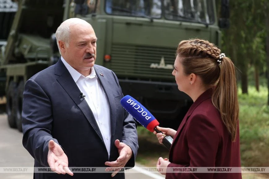 Дві газети, телеканал і журнал &laquo;Союзное государство&raquo;: РФ та Білорусь домовились об&rsquo;єднати зусилля в держпропаганді