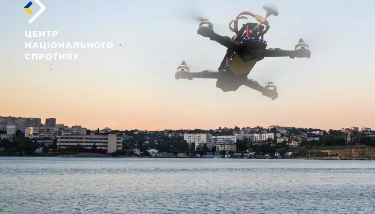 Окупанти агітують студентів Криму ставати операторами FPV-дронів та пропонують контракт зі збройними силами РФ