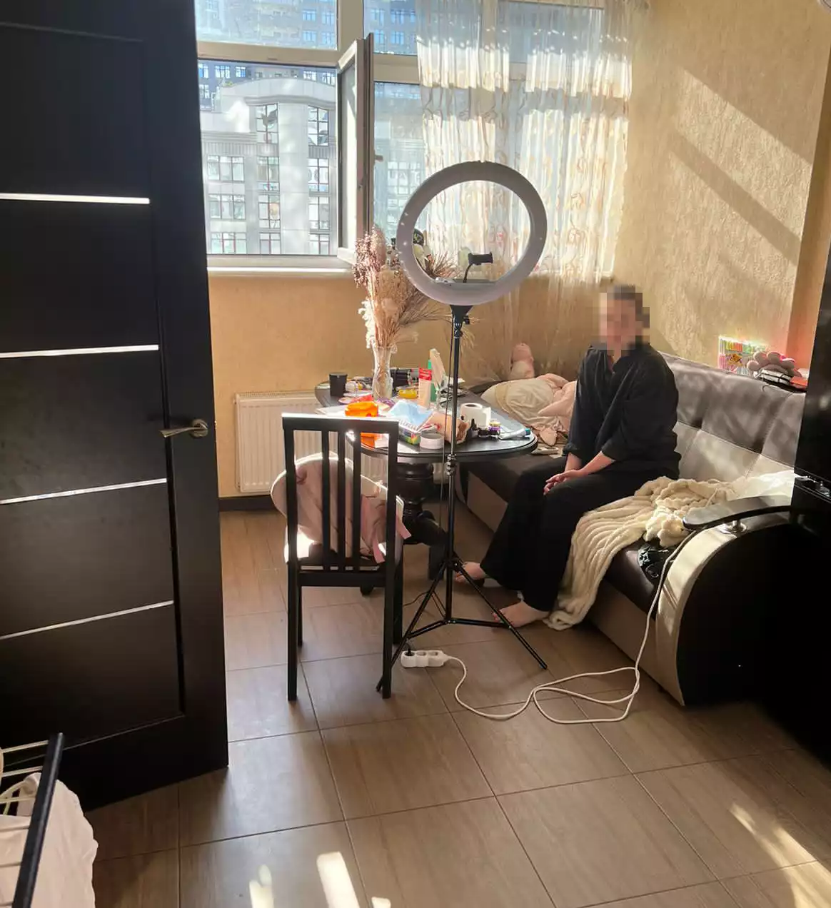 У Києві судитимуть групу шахраїв, які за допомогою телеграму видурювали в українців гроші