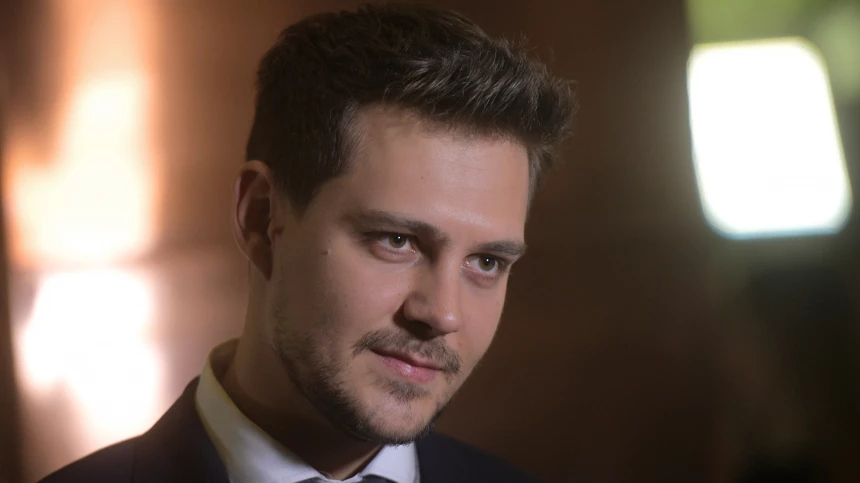 Телеканал HBO розірвав контракт із проросійським актором Мілошем Биковичем після критики з боку України