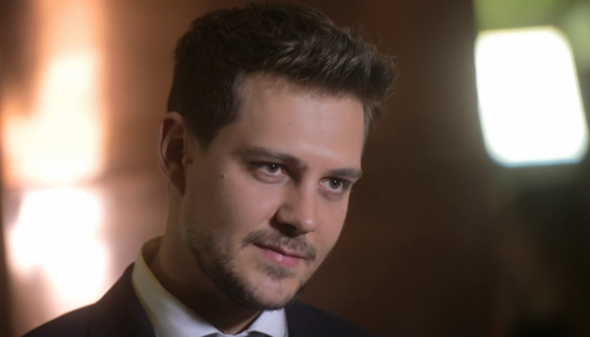 Телеканал HBO розірвав контракт із проросійським актором Мілошем Биковичем після критики з боку України