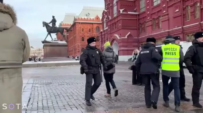 У Москві затримали медійників, які знімали акцію дружин мобілізованих «Путь домой»