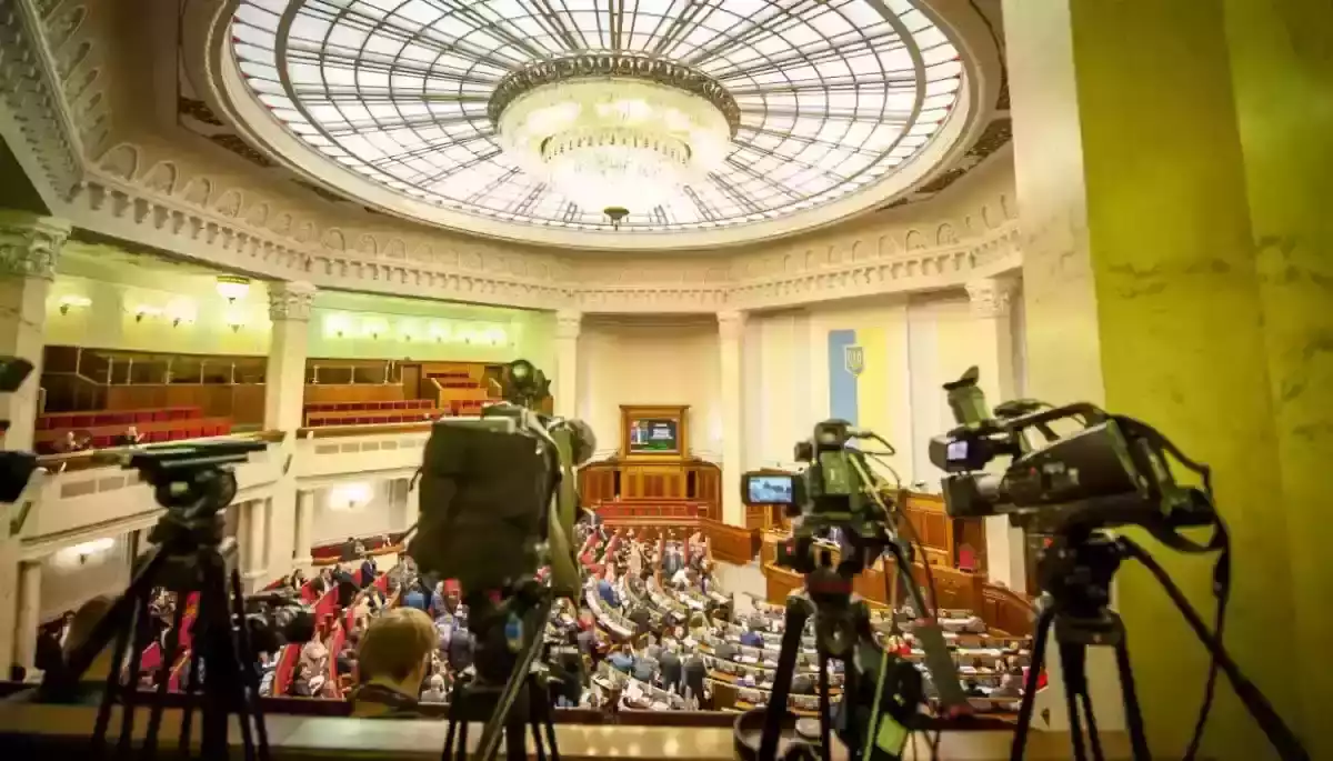 Громадські організації та медіа у спільній заяві просять повернути журналістам доступ до роботи у Верховній Раді