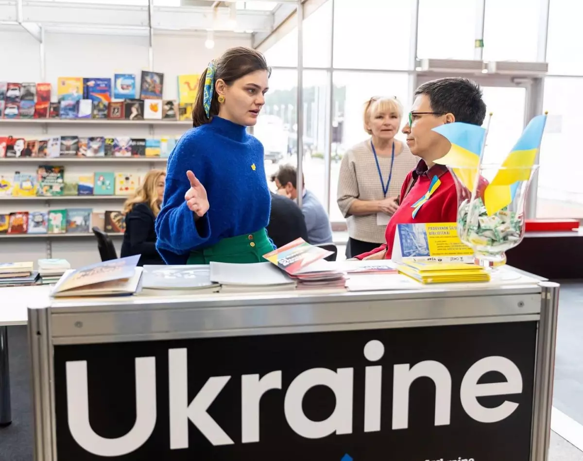 Словник війни, поезія та вічна класика: торік іноземними мовами було перекладено понад сто українських книжок