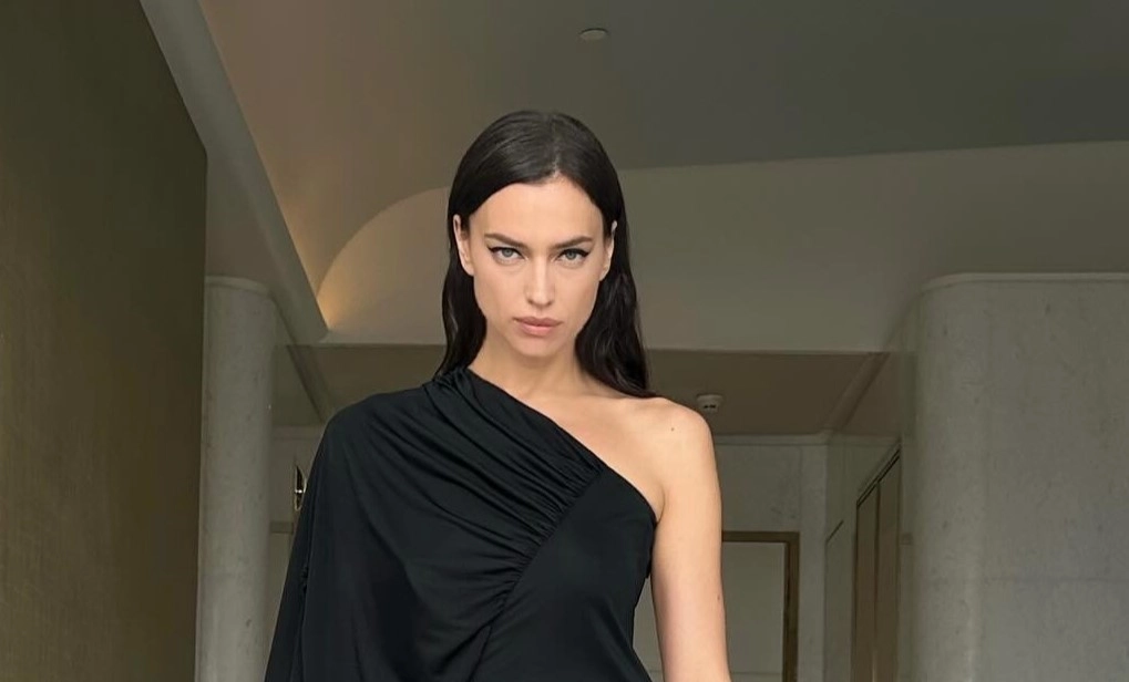 Російська модель Ірина Шейк знялась у білизні українського бренду для британського Vogue