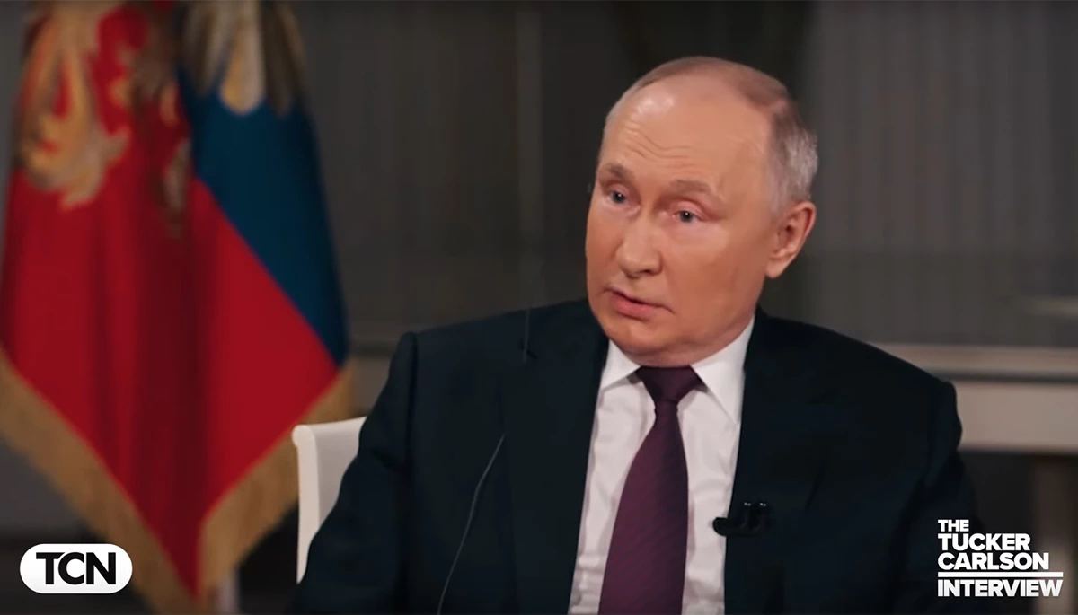 Як Путін рекламував тоталітаризм для невігласів в американський мікрофон