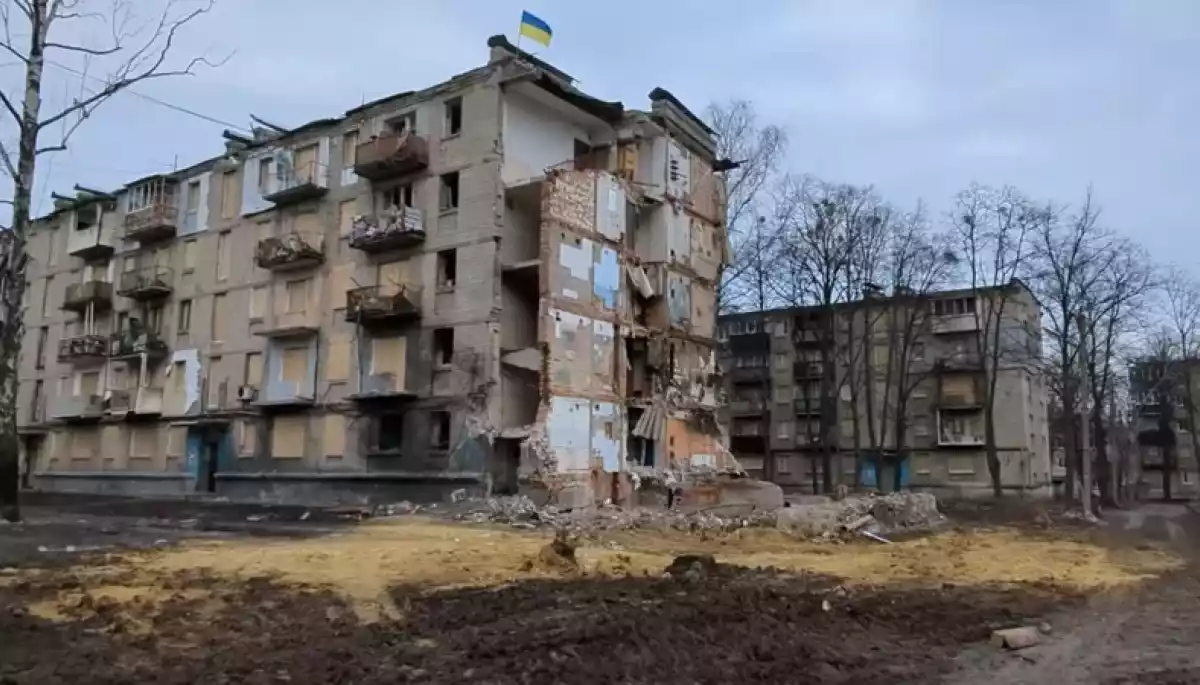 Росіяни використали відео про зруйнований ракетою будинок у Харкові для реклами, вигадавши до нього фейк
