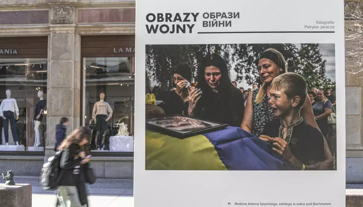 В Польщі відкрили цикл виставок «Злочини Росії» до річниці повномасштабного вторгнення