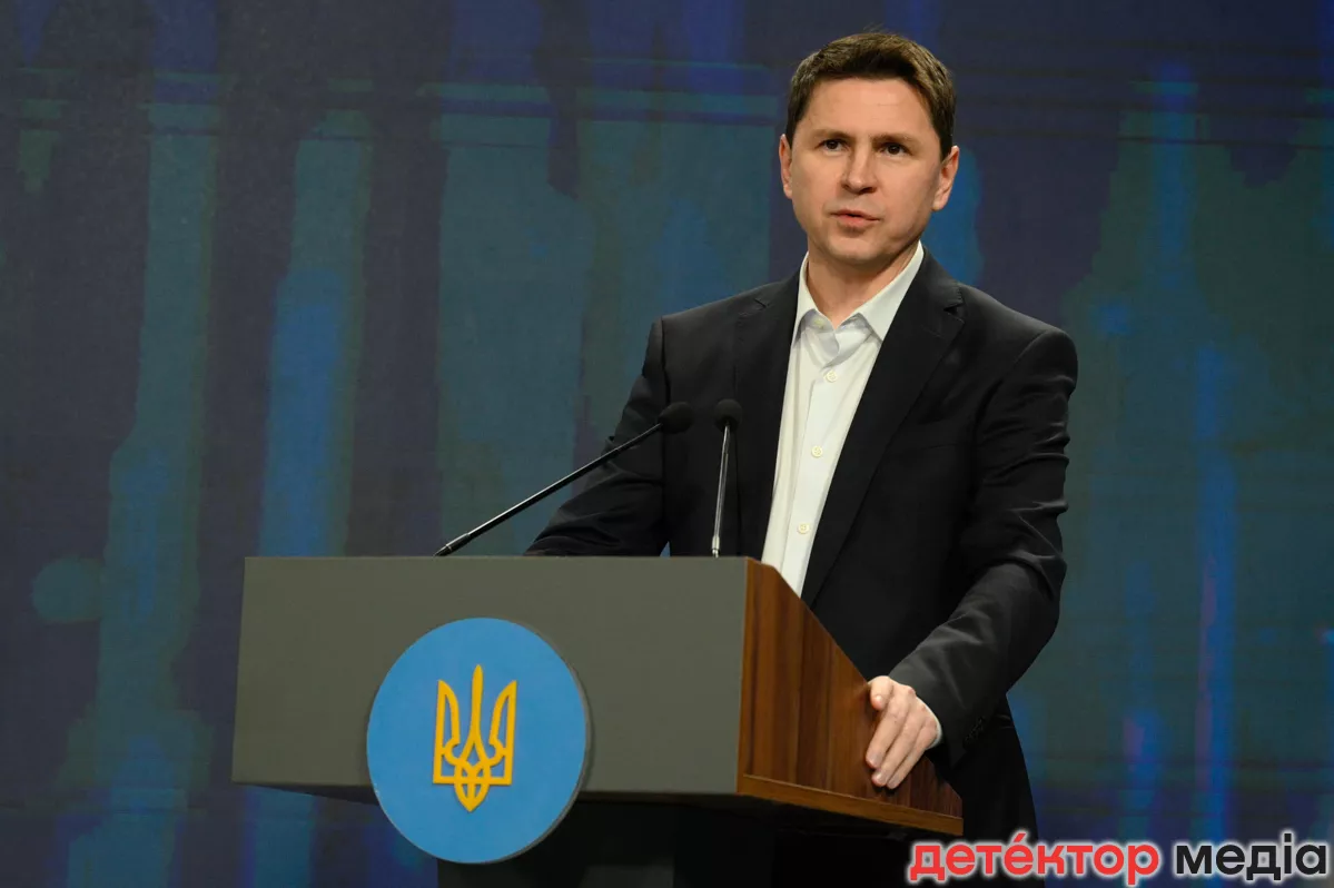 Подоляк про свої інтерв’ю російським медіа: «Потрібно займати будь-які майданчики для того, щоб наша позиція домінувала»