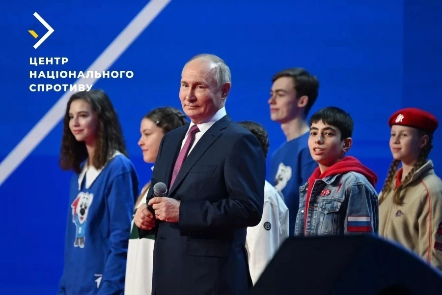 Росіяни звозять молодих українців з ТОТ на &laquo;Всесвітній фестиваль молоді&raquo;