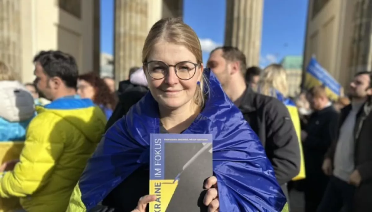 В Берліні презентували книгу &laquo;Україна в фокусі: розпізнати пропаганду, зрозуміти факти&raquo;