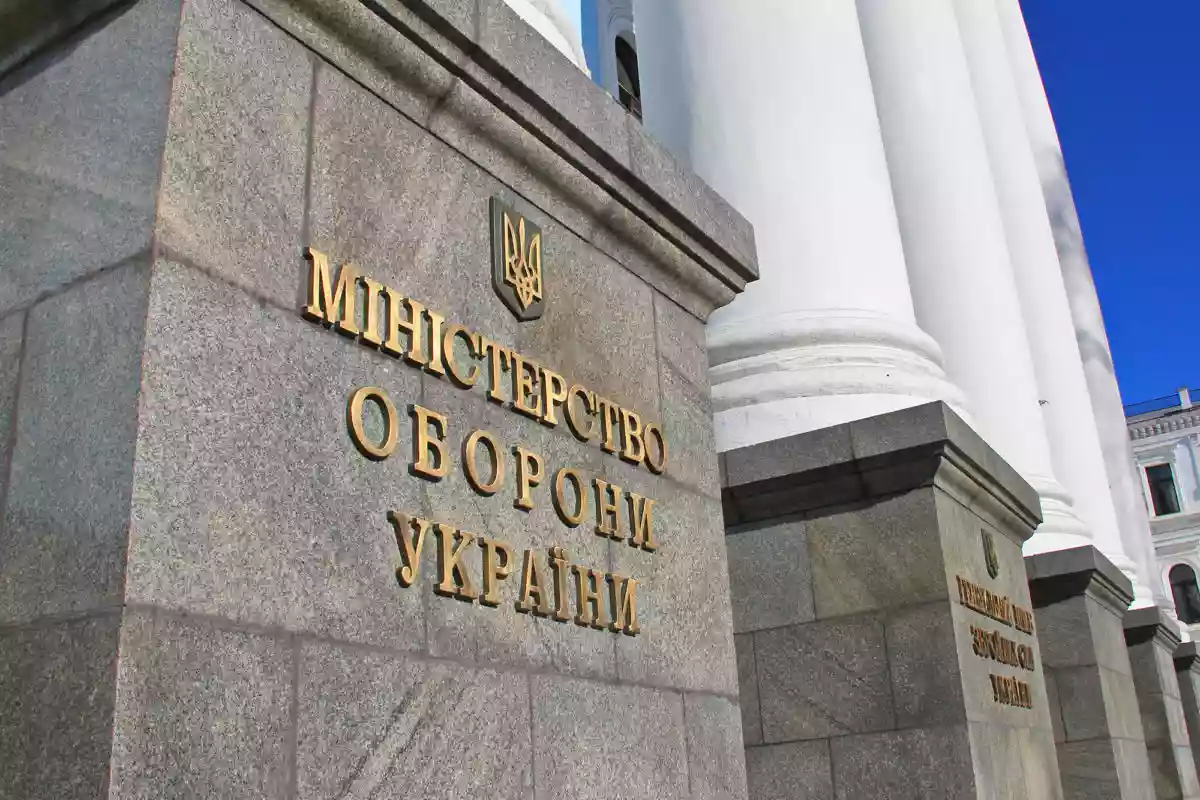 Мінборони закликає громадян долучитися до збору інформаційних матеріалів, що фіксують воєнні події