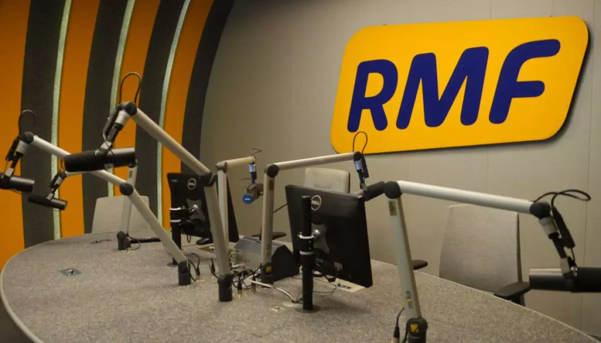 Польська радіостанція RMF FM передасть обладнання для українського військового радіо «Армія FM»