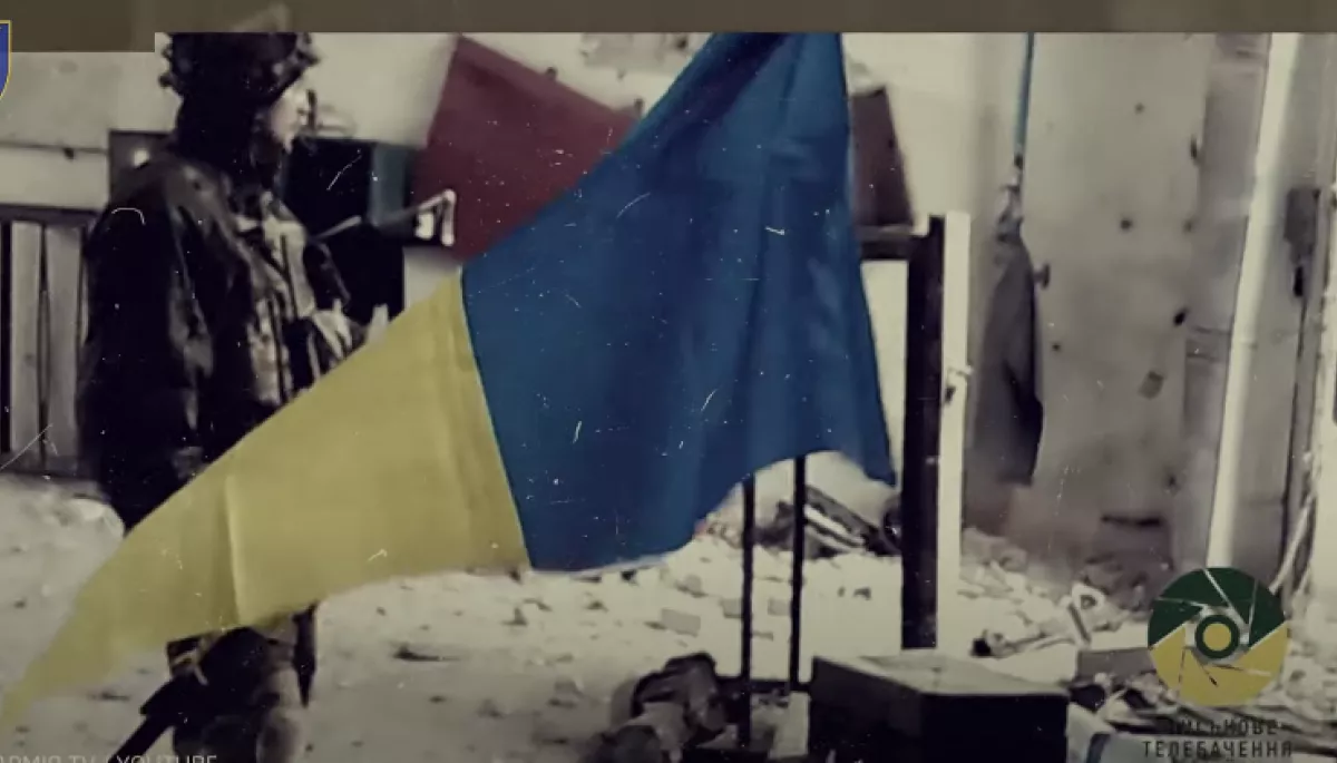 «Суспільство прозрівало на наших очах»: СтратКом ЗСУ випустив фільм, у якому історики та журналісти пояснюють, як українцям не втратити майбутнє