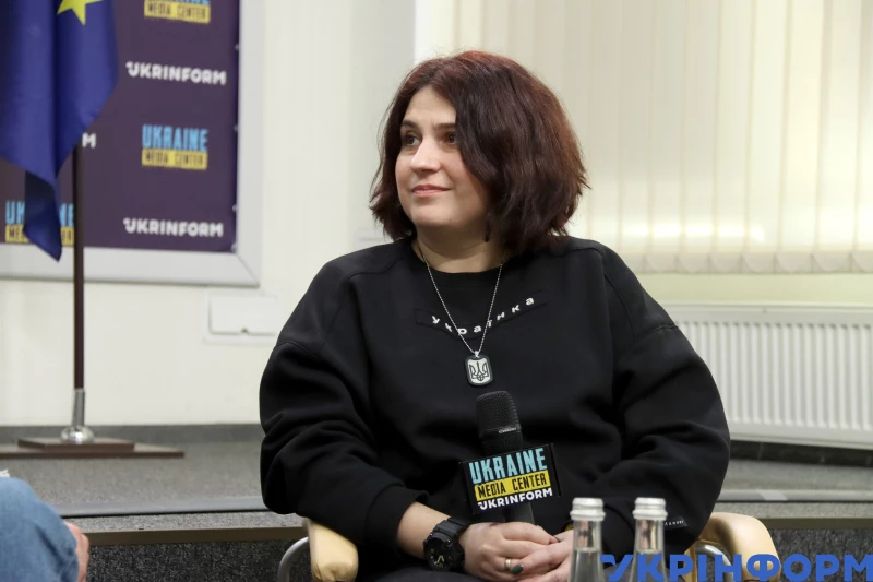 Журналістка Ольга Гужва: &laquo;Людям, які пережили травматичний досвід, &mdash; полон, обстріли, насильство &mdash; важко ділитися пережитим&raquo;