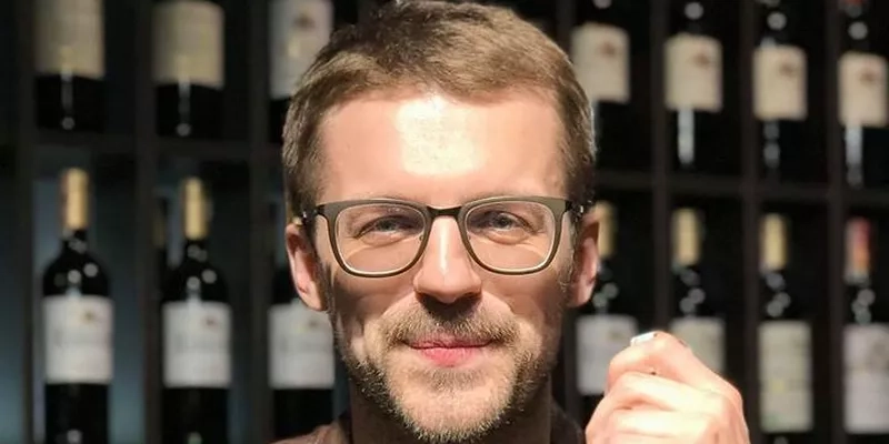 Редакцію видання &laquo;Вечір&raquo; після того, як з неї пішла Ірина Андрейців, очолив Артем Кузьменчук