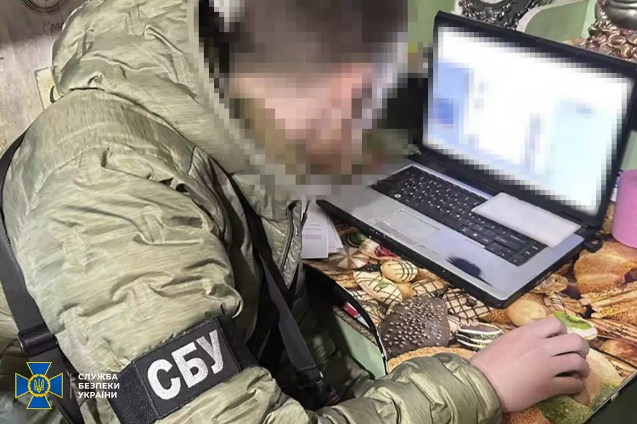 У Києві викрили блогерку, яка &laquo;відбілювала&raquo; Медведчука та Стремоусова