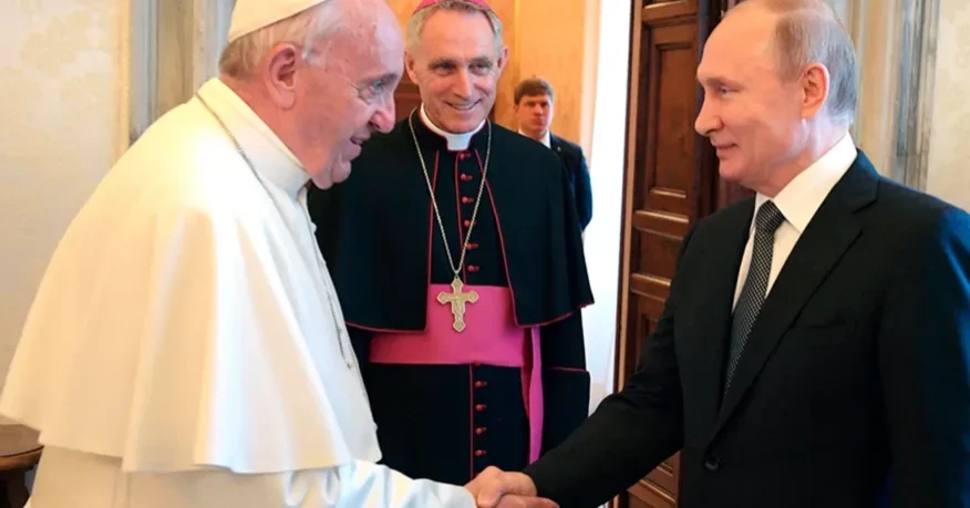 До чого призведуть папсько-кремлівські переговорні «булли»: дайджест пропаганди за 20 березня