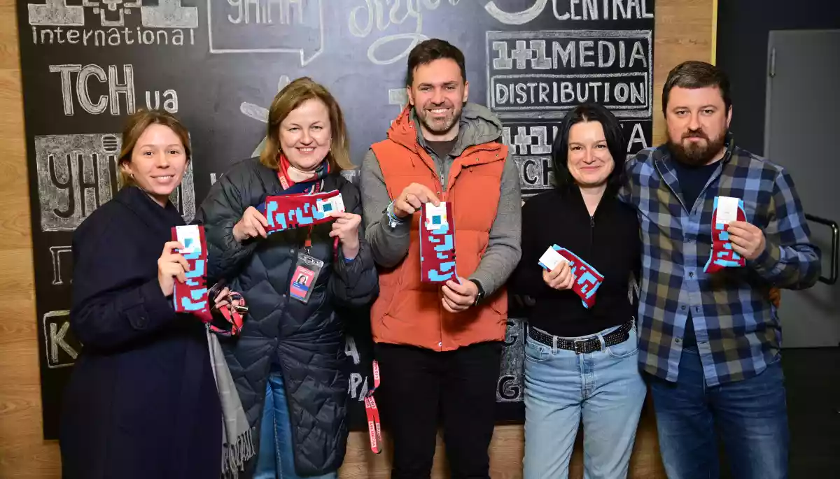 1+1 media долучилася до кампанії &laquo;Lots of Socks&raquo; з нагоди Всесвітнього дня людей із синдромом Дауна