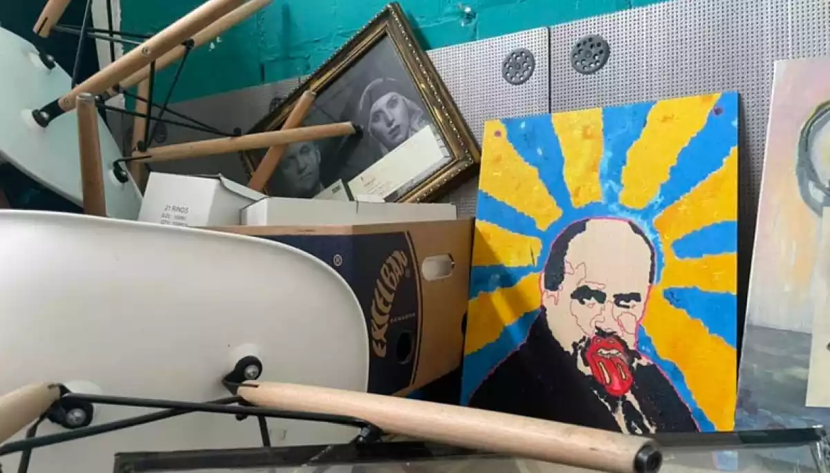 Через ракетний обстріл Києва постраждала кіностудія, на якій Олесь Санін знімав «Довбуша» (ФОТО)