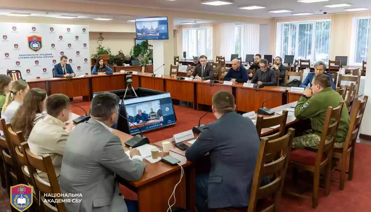 Експерти кіберспільноти України запропонували законодавчо закріпити поняття «кібервійна» та посилити підготовку фахівців