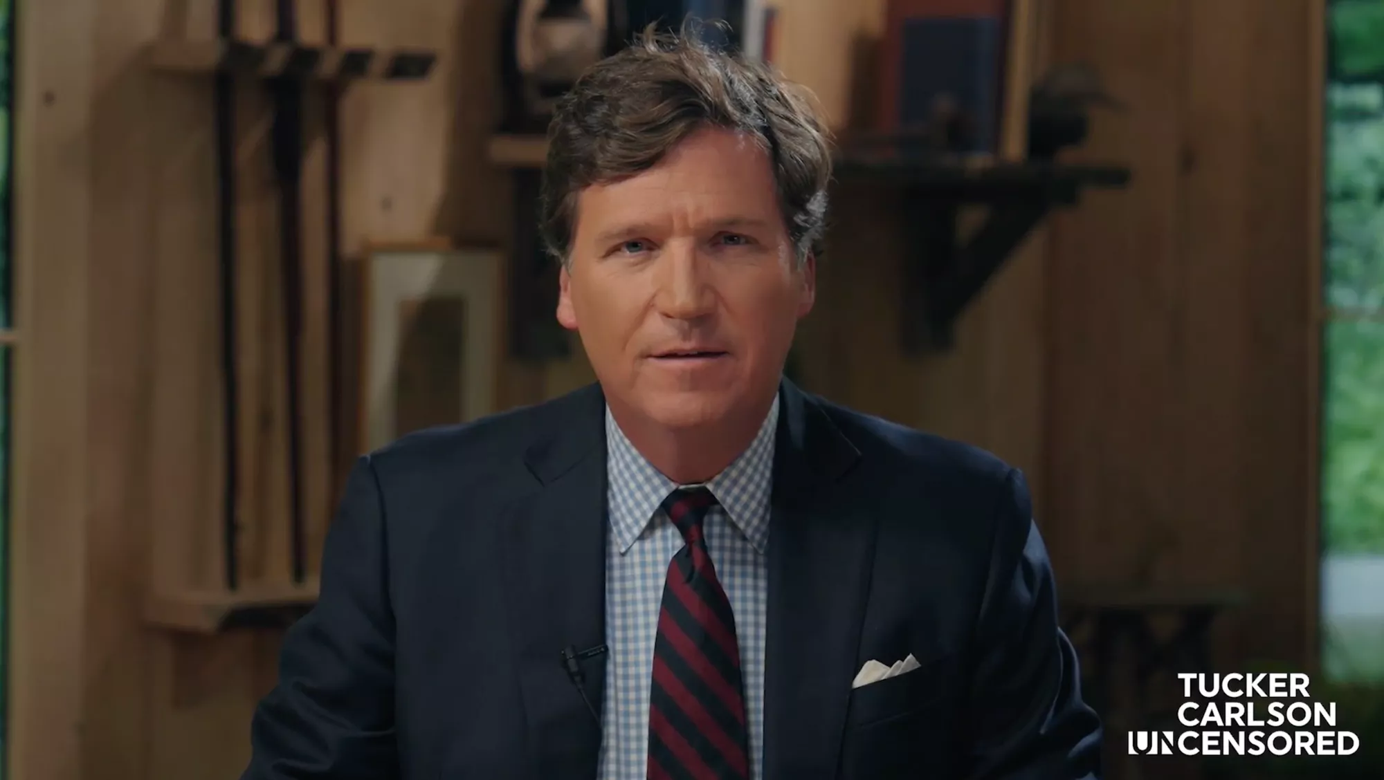 Такер Карлсон заявив, що кілька разів просив про інтерв'ю Зеленського, але той начебто проігнорував