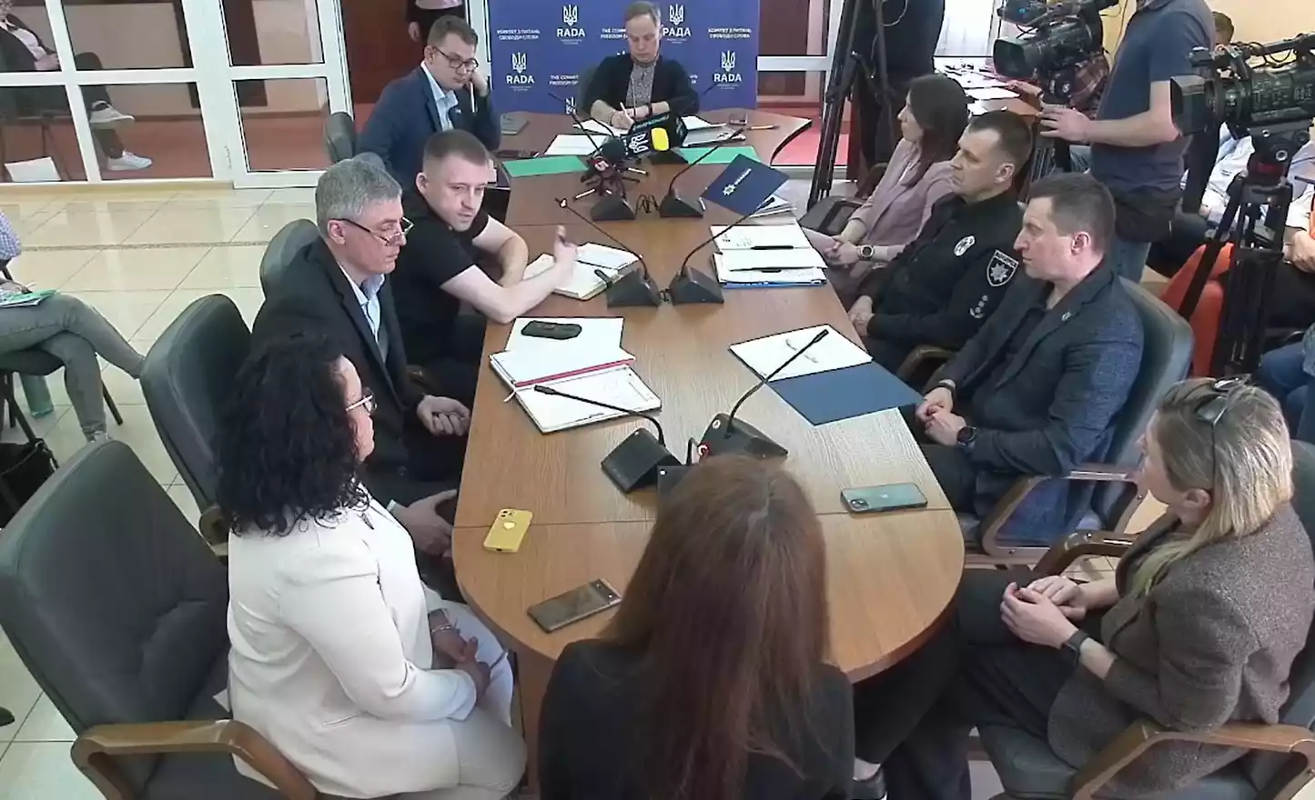 У справі про стеження за журналістами Bihus.Іnfo призначено дев’ять експертиз, — ДБР