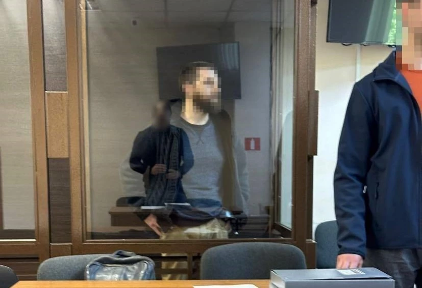Одесита, який поширював у соцмережах комуністичну символіку, засудили до 8 років