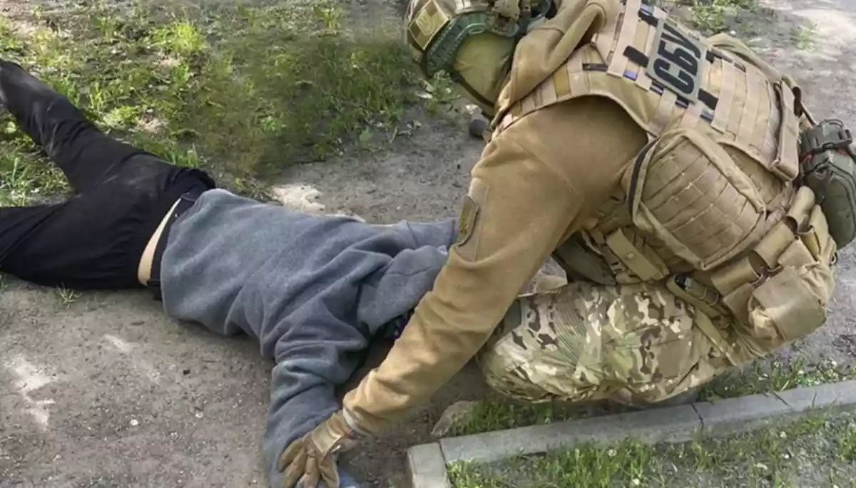 СБУ у Кривому Розі затримала та повідомила про підозру чоловіку, який передавав інформацію російському &laquo;воєнкору&raquo;