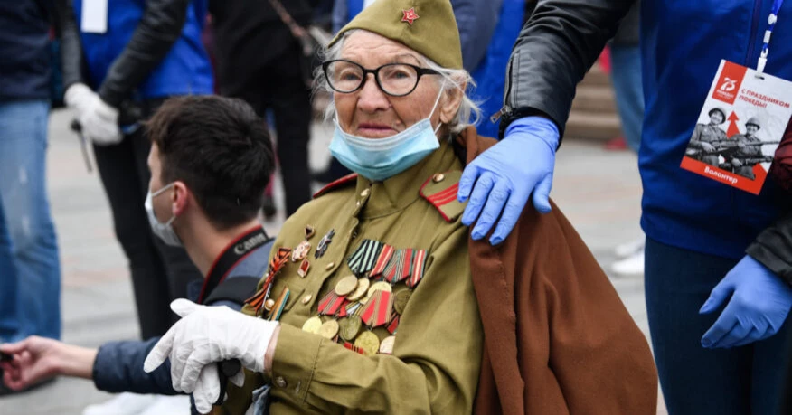 Що не розкажуть російським ветеранам у День перемоги: дайджест пропаганди за 8 травня