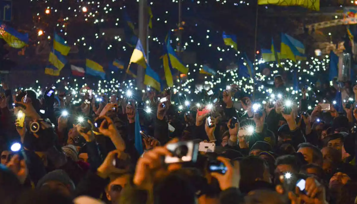 Українці вперше відповіли, що демократична система важливіша, ніж сильний лідер, &mdash; КМІС