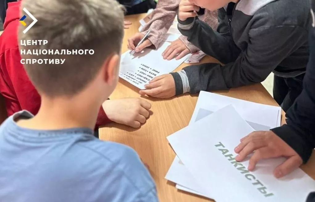ЦНС: Російські окупанти проводили пропагандистський урок про війну для учнів початкової школи на ТОТ