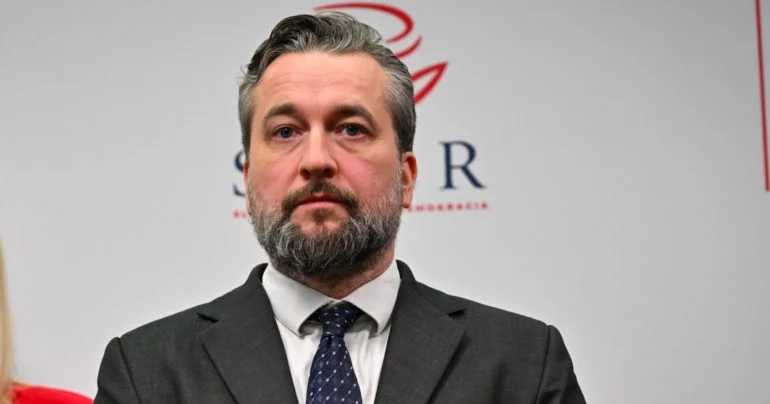 Соратник Фіцо звинуватив опозицію та &laquo;ліберальні медіа&raquo; у провокуванні замаху на прем&rsquo;єра