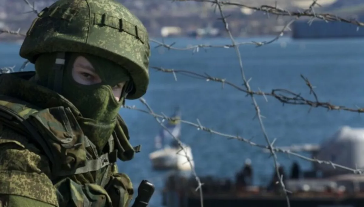 На блокпостах у Криму окупанти перевіряють особисті дані через спеціальне програмне забезпечення