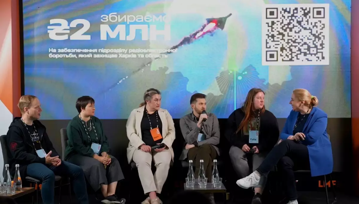 На LMF відбулося обговорення &laquo;Репортажі з фронту&raquo; про досвід взаємодії між воєнкорами та пресофіцерами